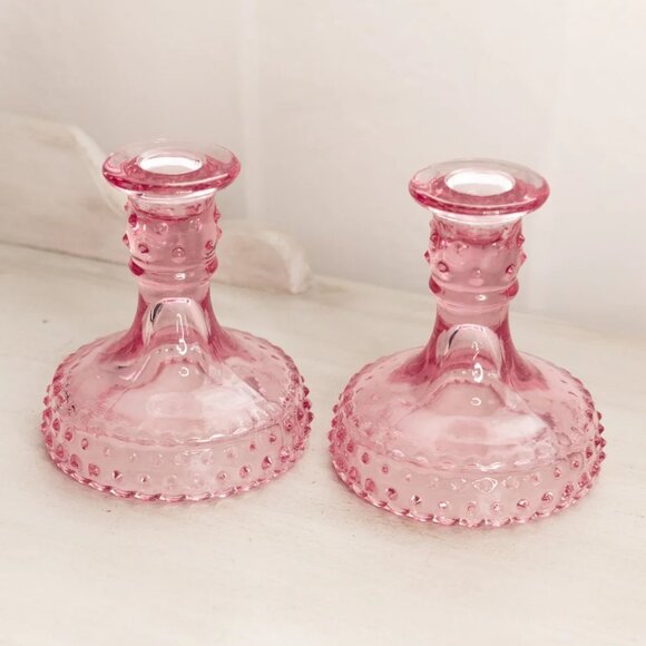 Vintage LE Smith Medium Pink Glass Hobnail Candlesticks (Set of 2) - Picture 2 of 6
